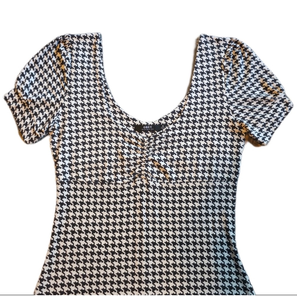 OBEY Houndstooth Mini Dress | Stretch Knit Cap Sleeve | Sz Small HOST PICK! NWOT - Picture 8 of 16